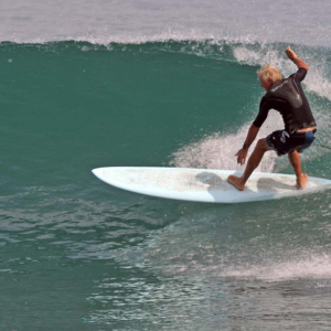 Long boarder down the line, Mag Bay Mexico